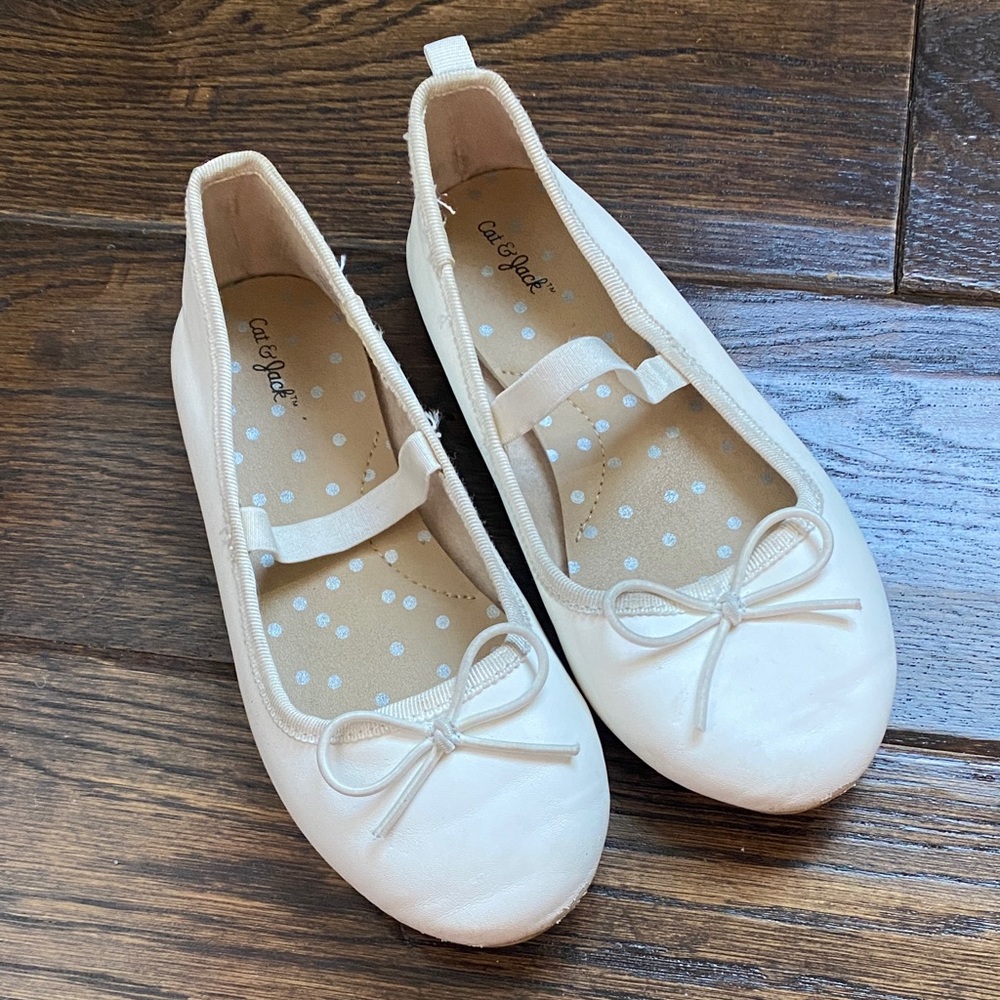 Cat & Jack Kids White Ballet Flats